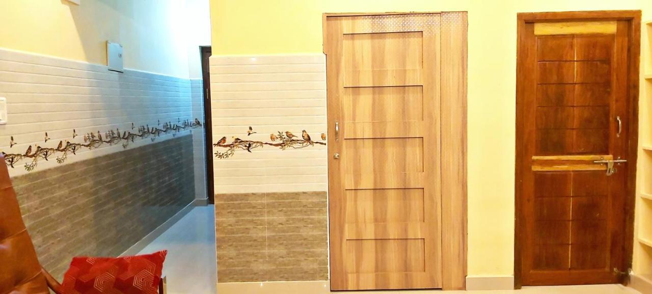 Mahalakshmi Homestay Kanchipuram Exterior foto